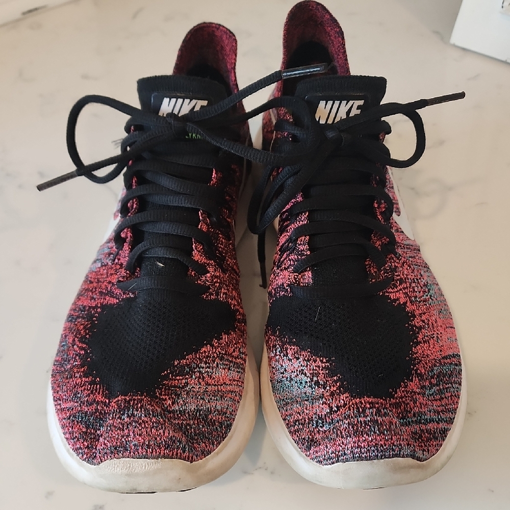 Nike Black and Pink Knit Running Shoes